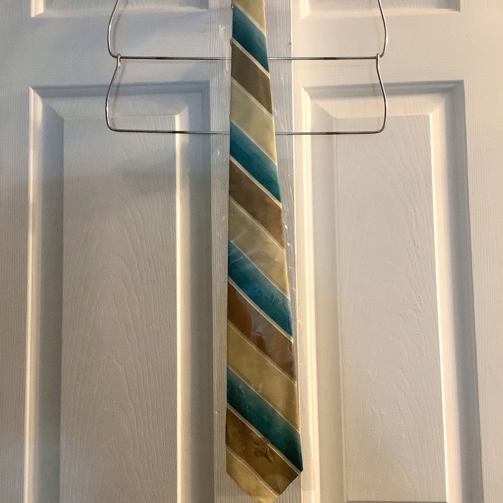 Vintage Countess Mara Tie